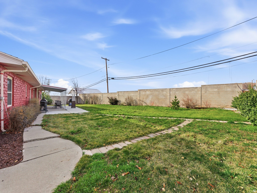 2885 E LORAN DR Millcreek, UT 84109