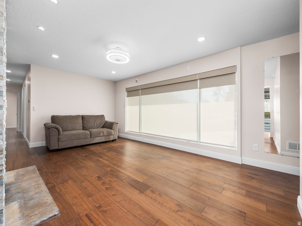 2885 E LORAN DR Millcreek, UT 84109