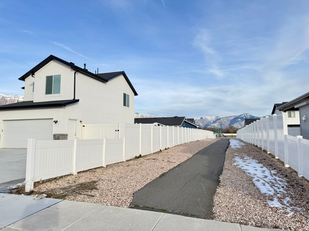 3194 N 3450 W Plain City, UT 84404
