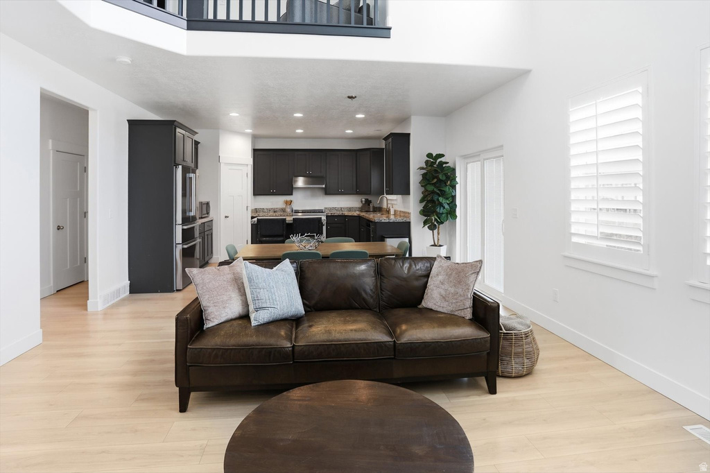 3668 W RUSHTON VIEW DR South Jordan, UT 84095