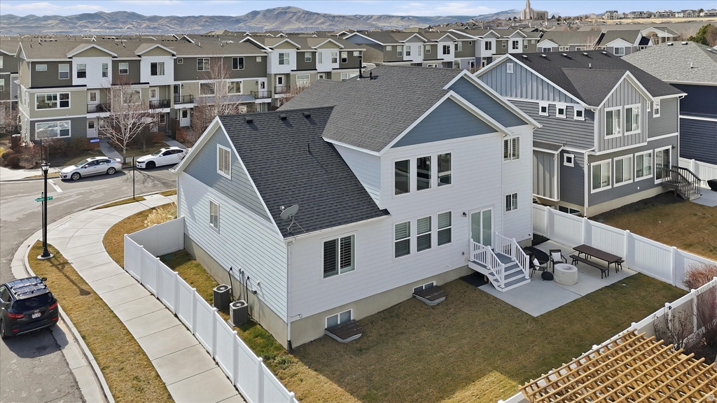 3668 W RUSHTON VIEW DR South Jordan, UT 84095