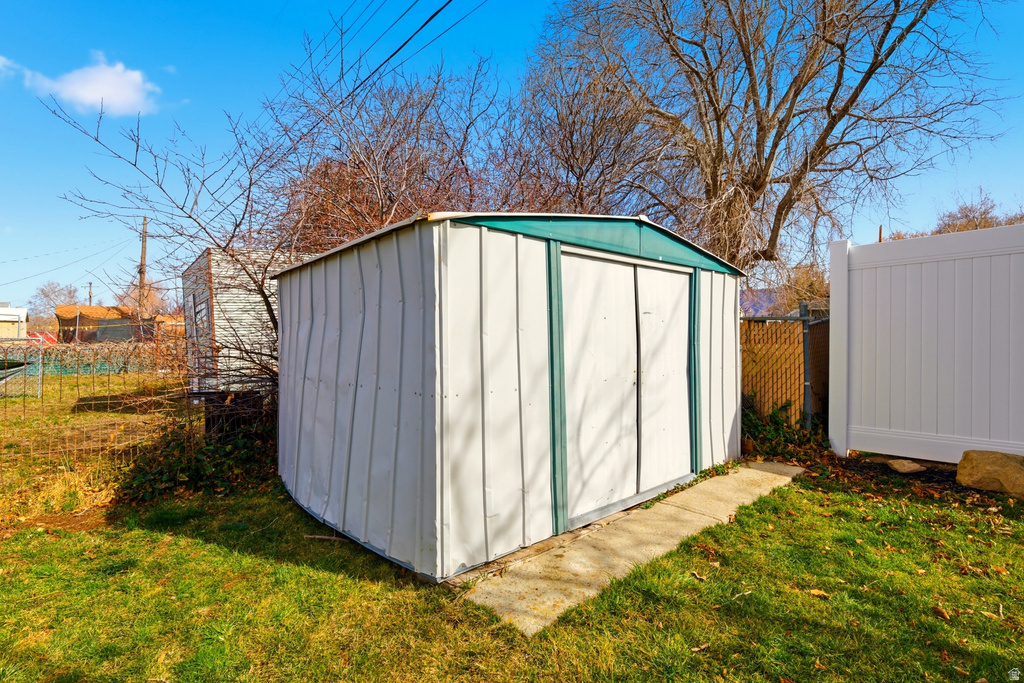 106 N 1ST ST Tooele, UT 84074