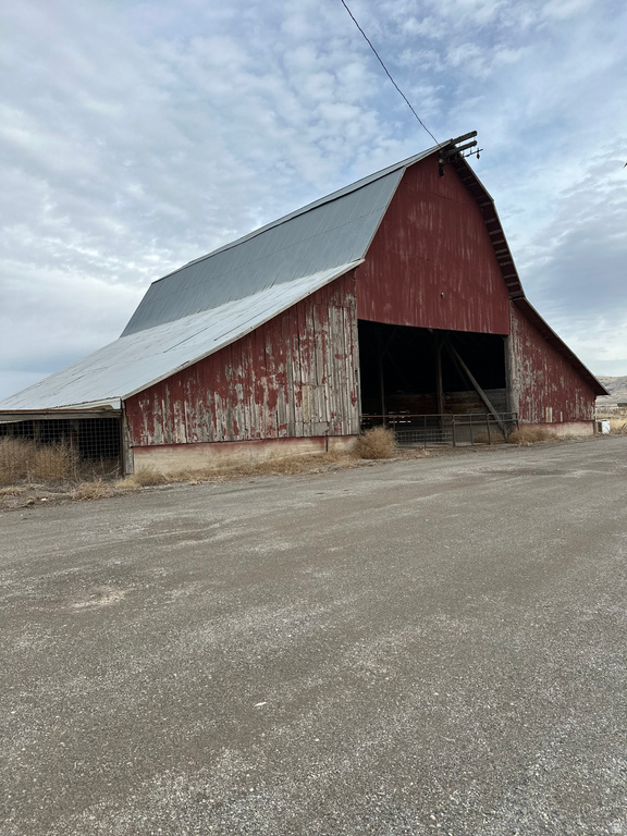 15920 N 4000 W Fielding, UT 84311