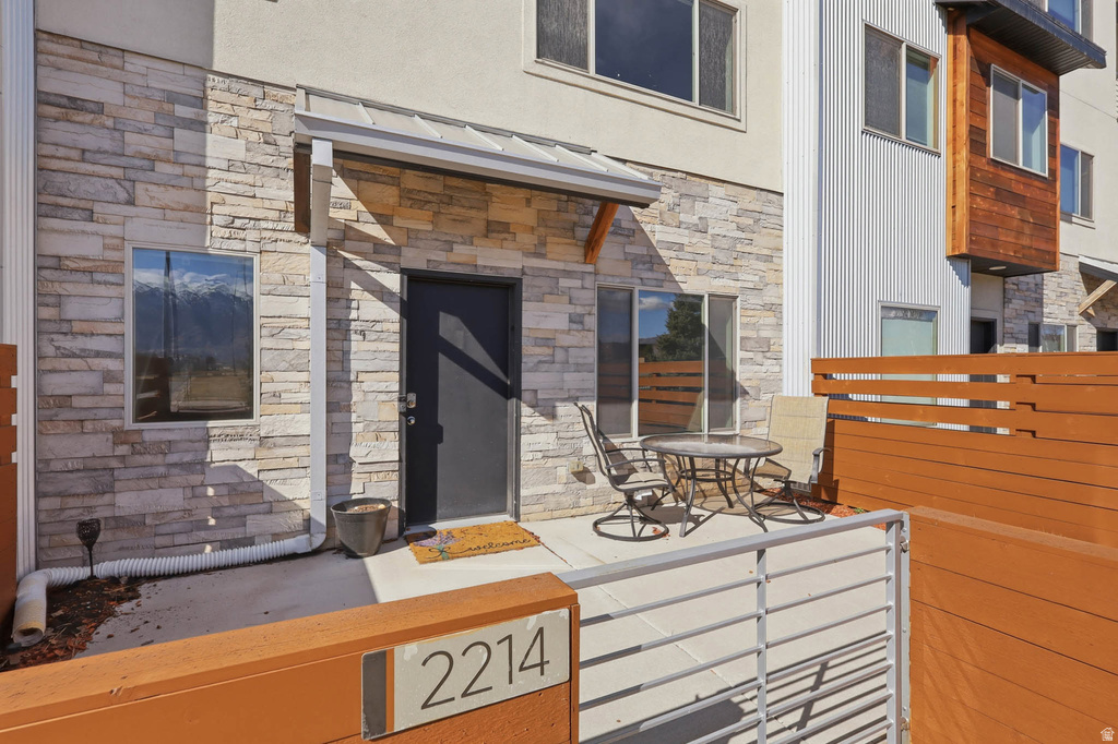 2214 N 450 W Layton, UT 84041