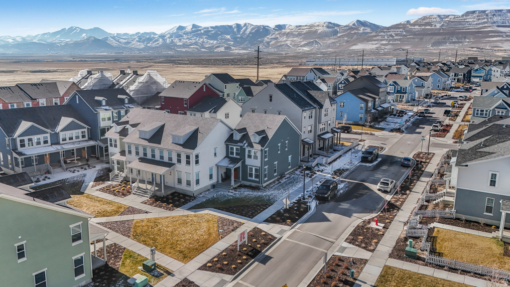 6671 W SKIP ROCK RD South Jordan, UT 84009