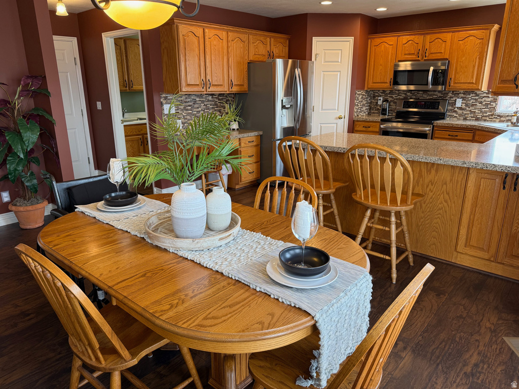 7125 S CASE MOUNTAIN CV West Jordan, UT 84081