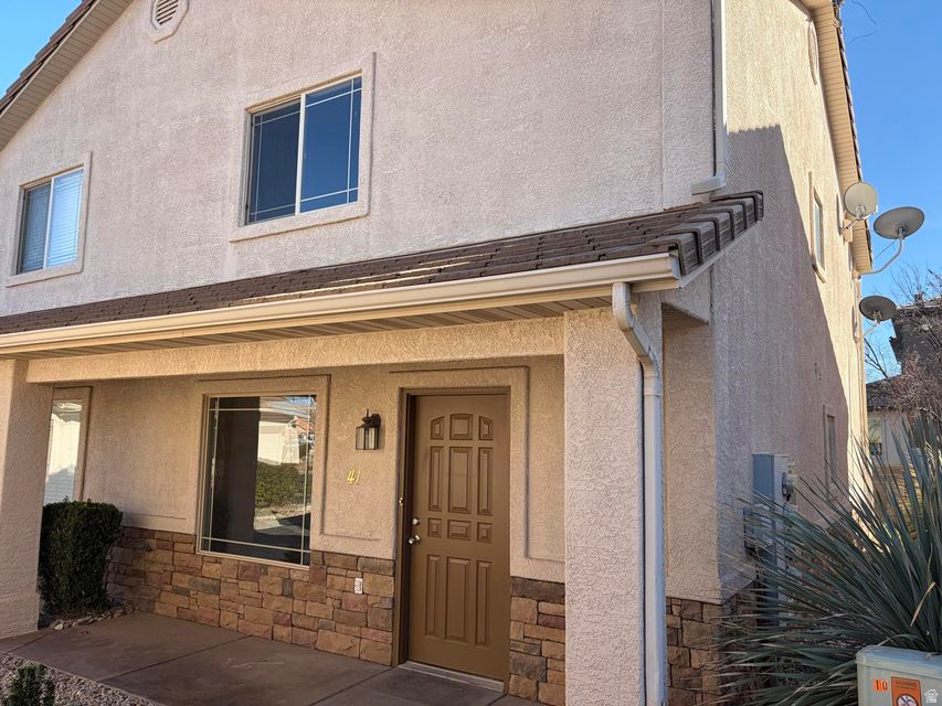 316 S 2450 E #20 St George, UT 84790