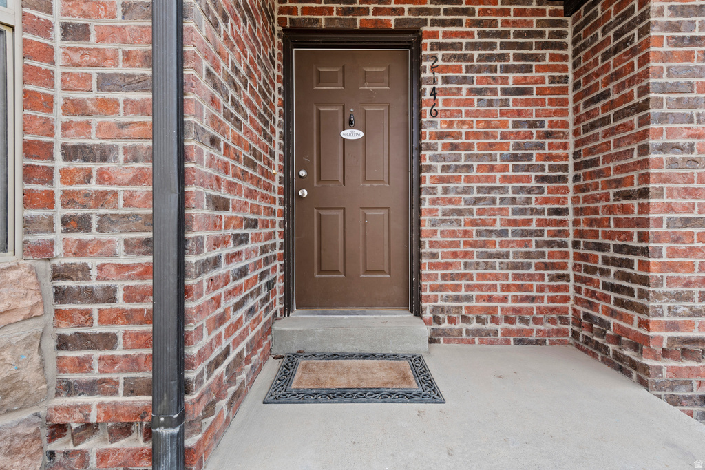 2146 E SHADOW DR Eagle Mountain, UT 84005