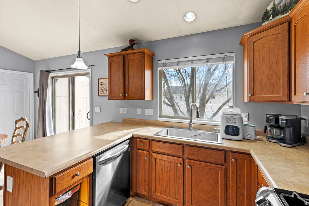 2146 E SHADOW DR Eagle Mountain, UT 84005