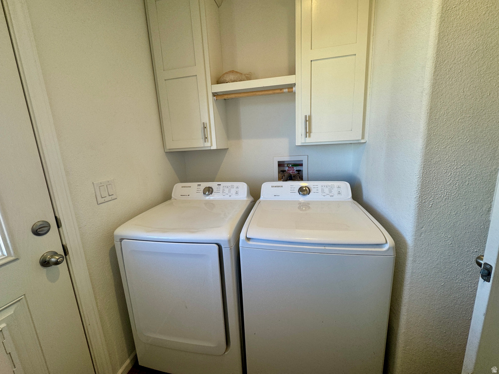 385 BOBBIE LN La Sal, UT 84530