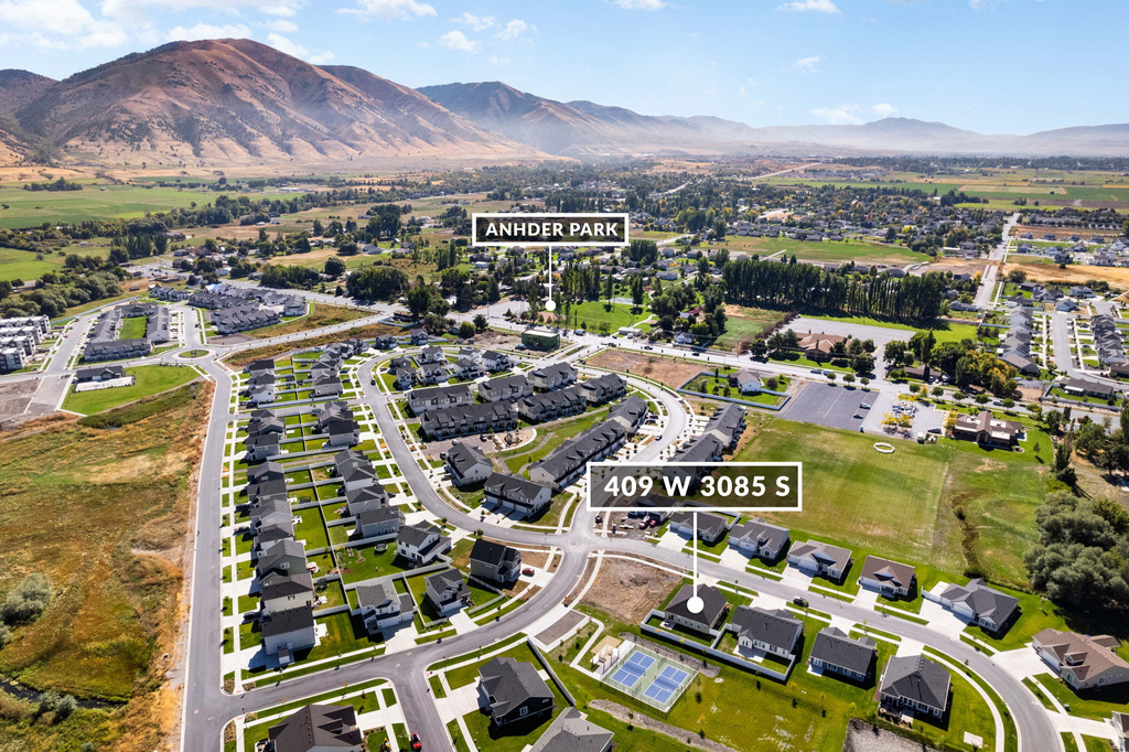 409 W 3085 S Nibley, UT 84321