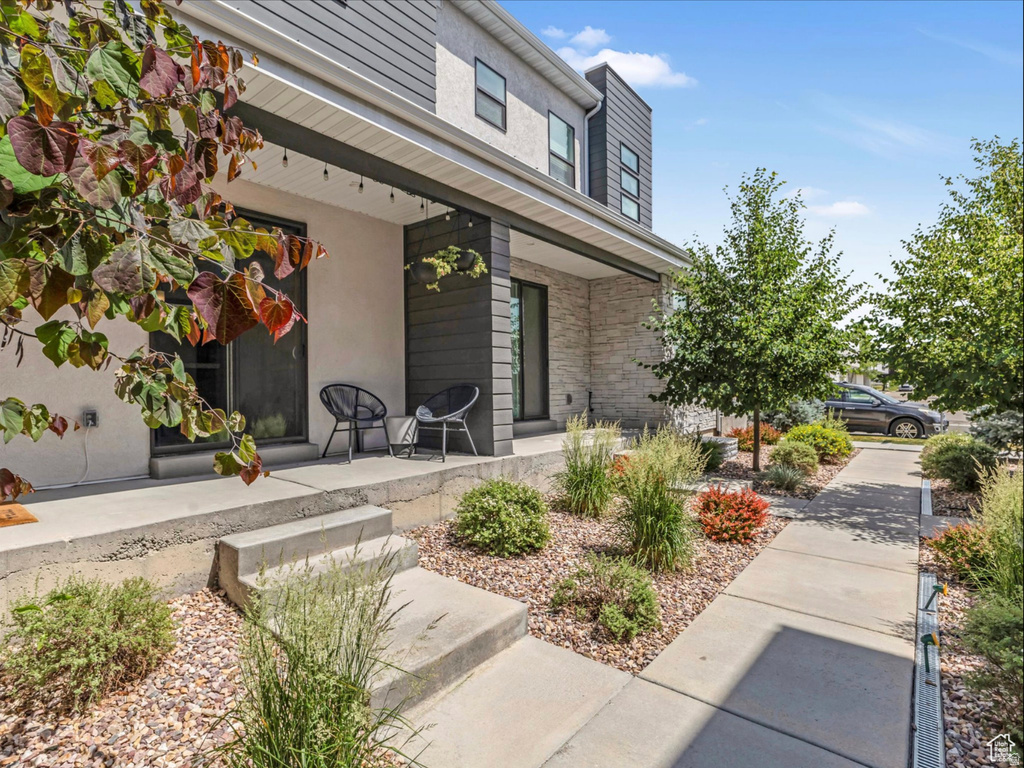 9217 S HOLIDAY BOWL CT Sandy, UT 84094