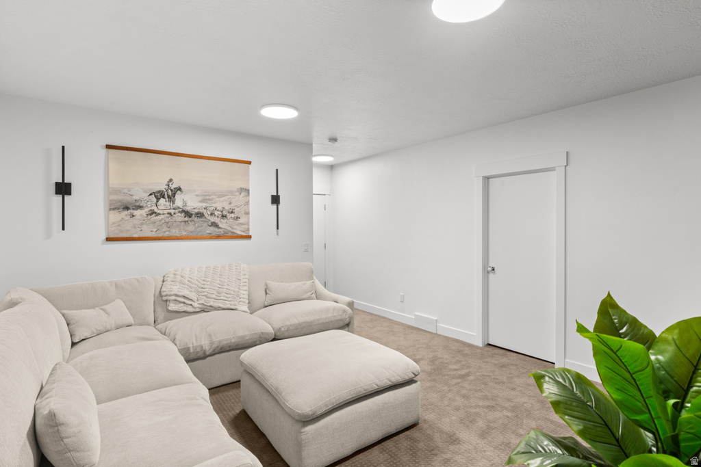 9217 S HOLIDAY BOWL CT Sandy, UT 84094