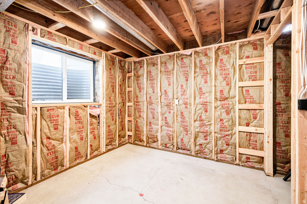 385 N 300 E Providence, UT 84332