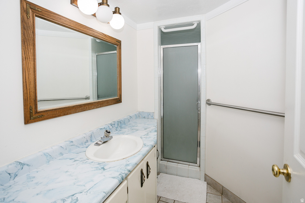 383 S 500 E Farmington, UT 84025