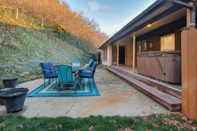 383 S 500 E Farmington, UT 84025