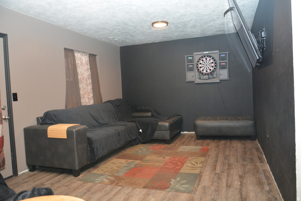 932 N 1250 ST Tooele, UT 84074