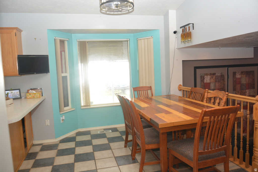 932 N 1250 ST Tooele, UT 84074