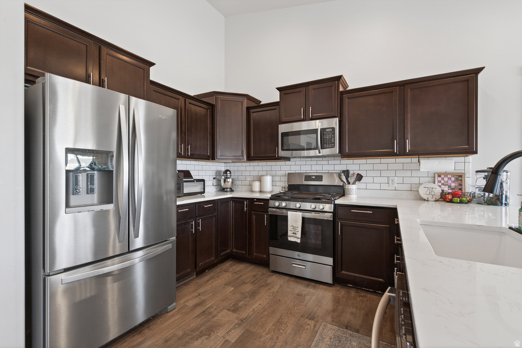 5212 W COURTLY LN Herriman, UT 84096