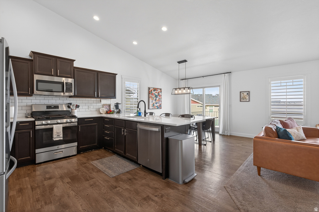 5212 W COURTLY LN Herriman, UT 84096