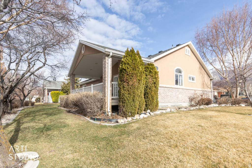 571 E 2250 N North Ogden, UT 84414