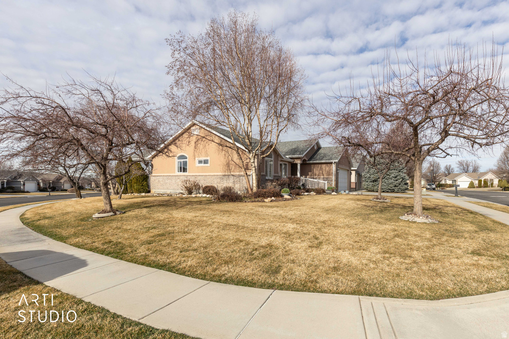 571 E 2250 N North Ogden, UT 84414