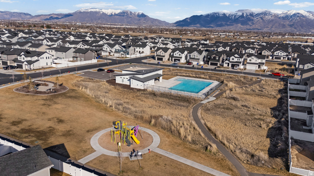 2924 S 2500 W Syracuse, UT 84075