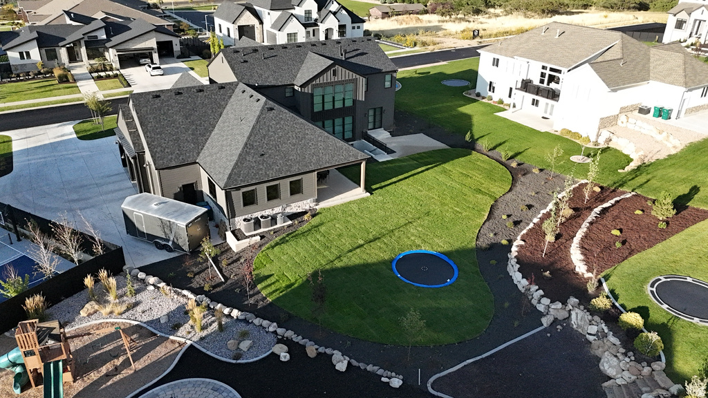 565 W AUTUMN BLAZE Woodland Hills, UT 84653