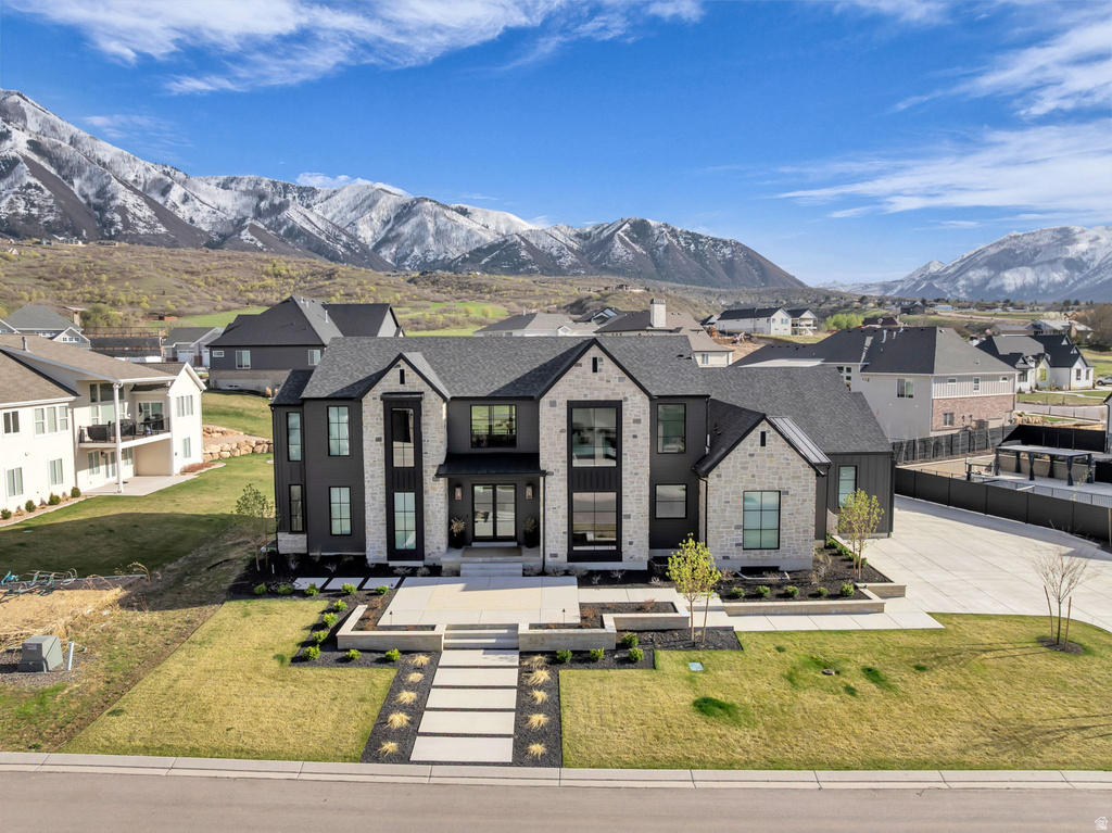 565 W AUTUMN BLAZE Woodland Hills, UT 84653