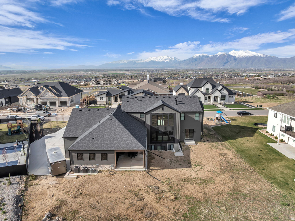 565 W AUTUMN BLAZE Woodland Hills, UT 84653