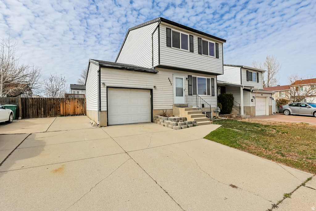 8832 S WILLOW WOOD WAY West Jordan, UT 84088