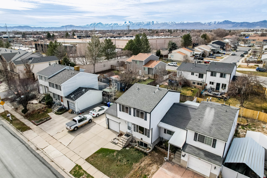 8832 S WILLOW WOOD WAY West Jordan, UT 84088