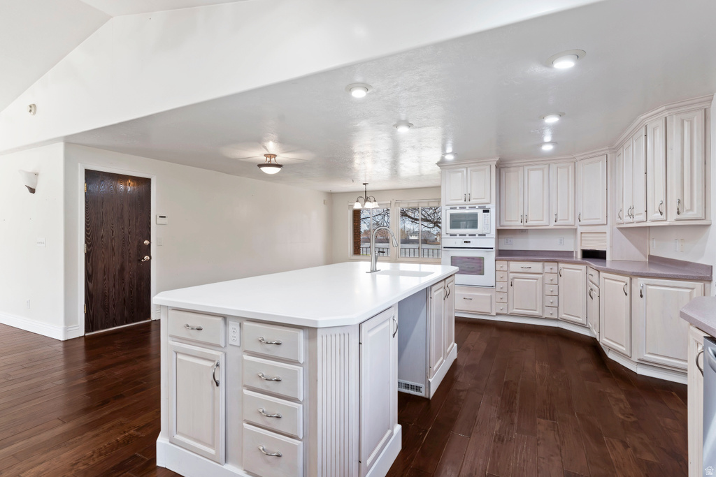 1874 N 300 W Sunset, UT 84015