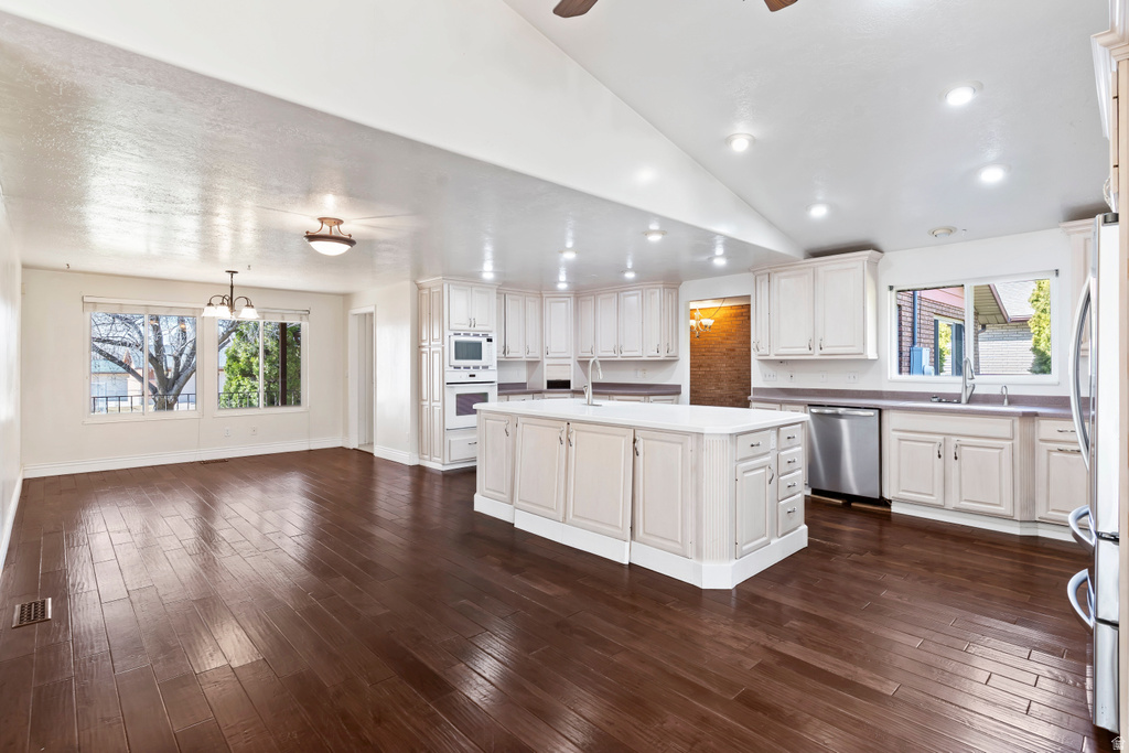 1874 N 300 W Sunset, UT 84015