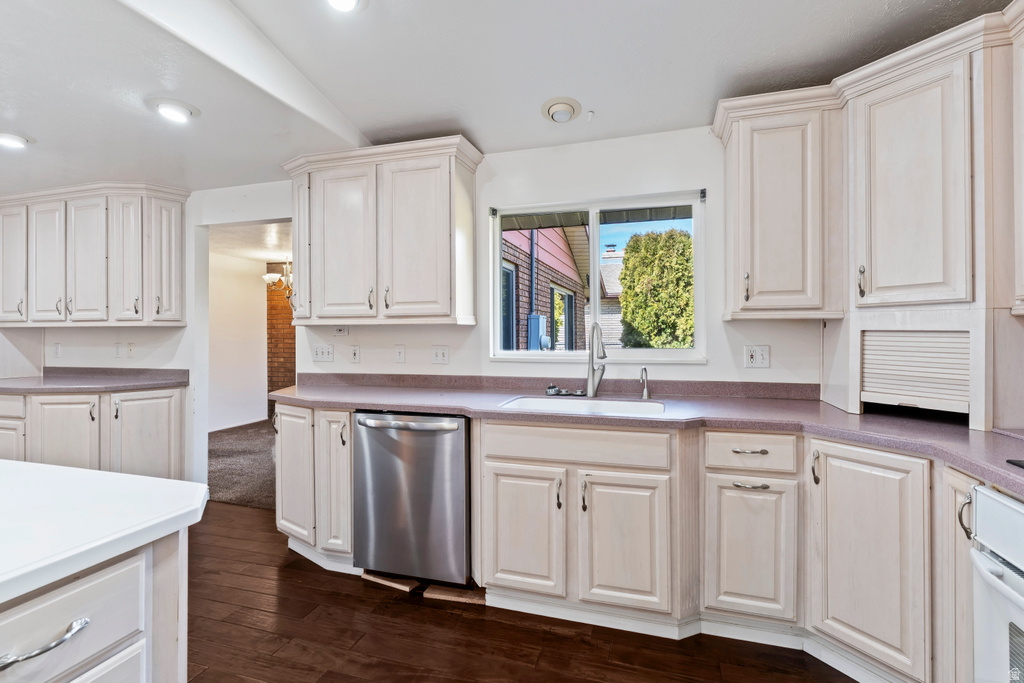 1874 N 300 W Sunset, UT 84015