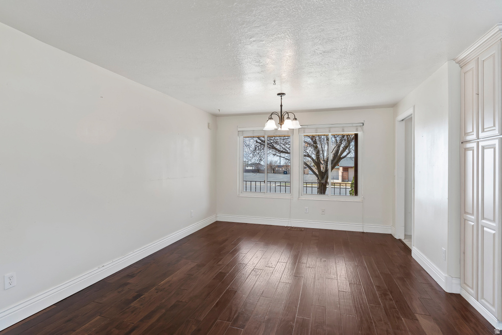 1874 N 300 W Sunset, UT 84015