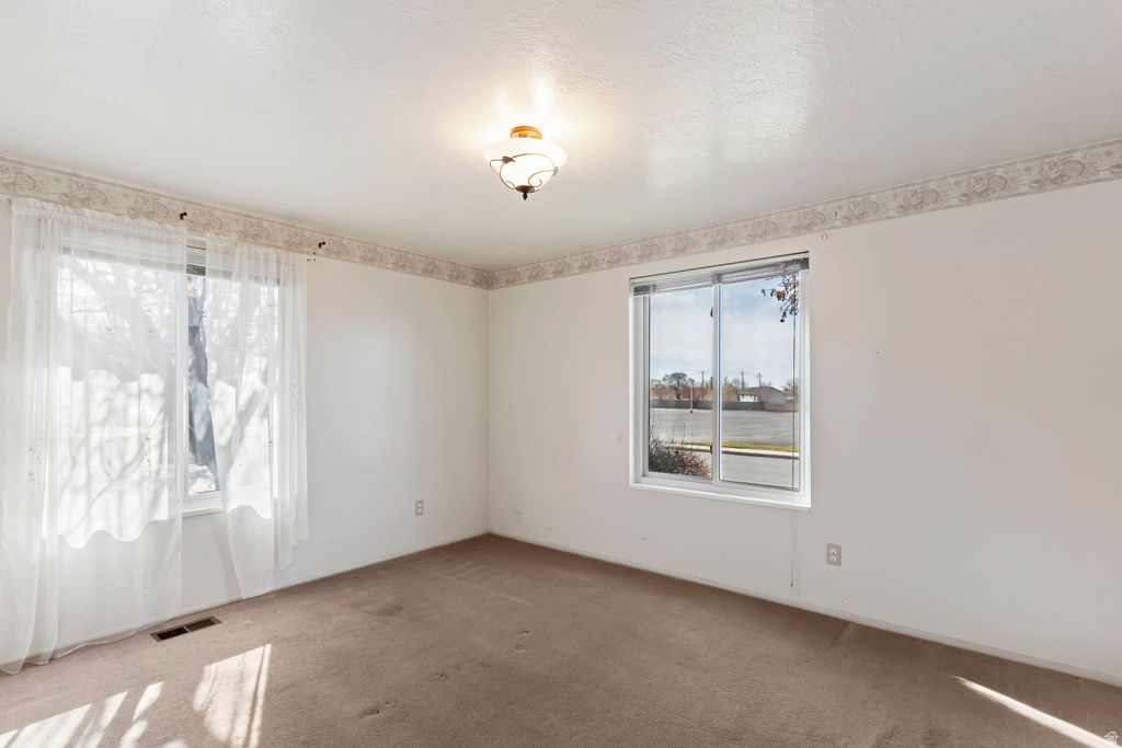 1874 N 300 W Sunset, UT 84015