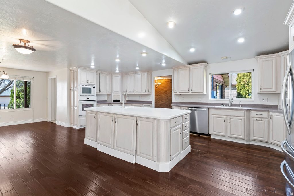 1874 N 300 W Sunset, UT 84015