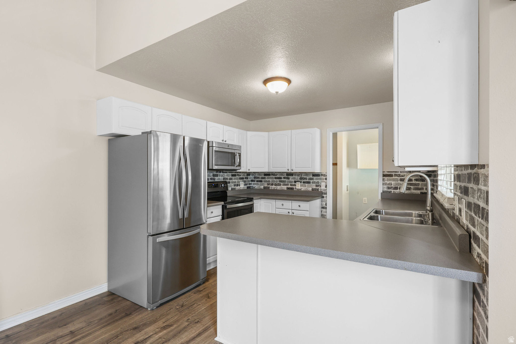 305 W 2300 S Perry, UT 84302