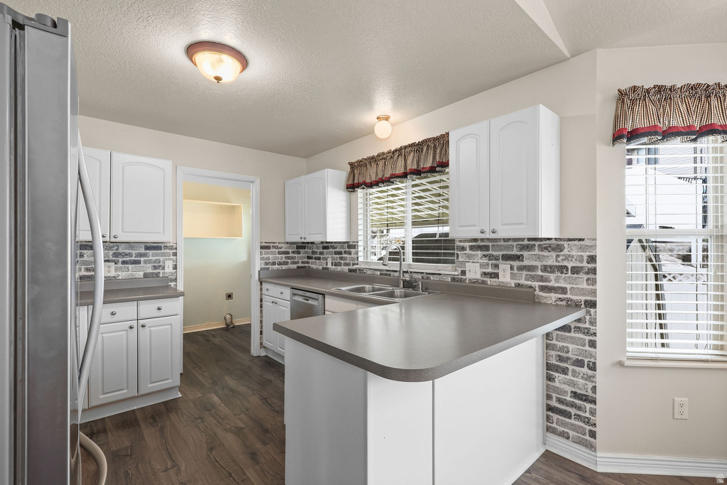 305 W 2300 S Perry, UT 84302