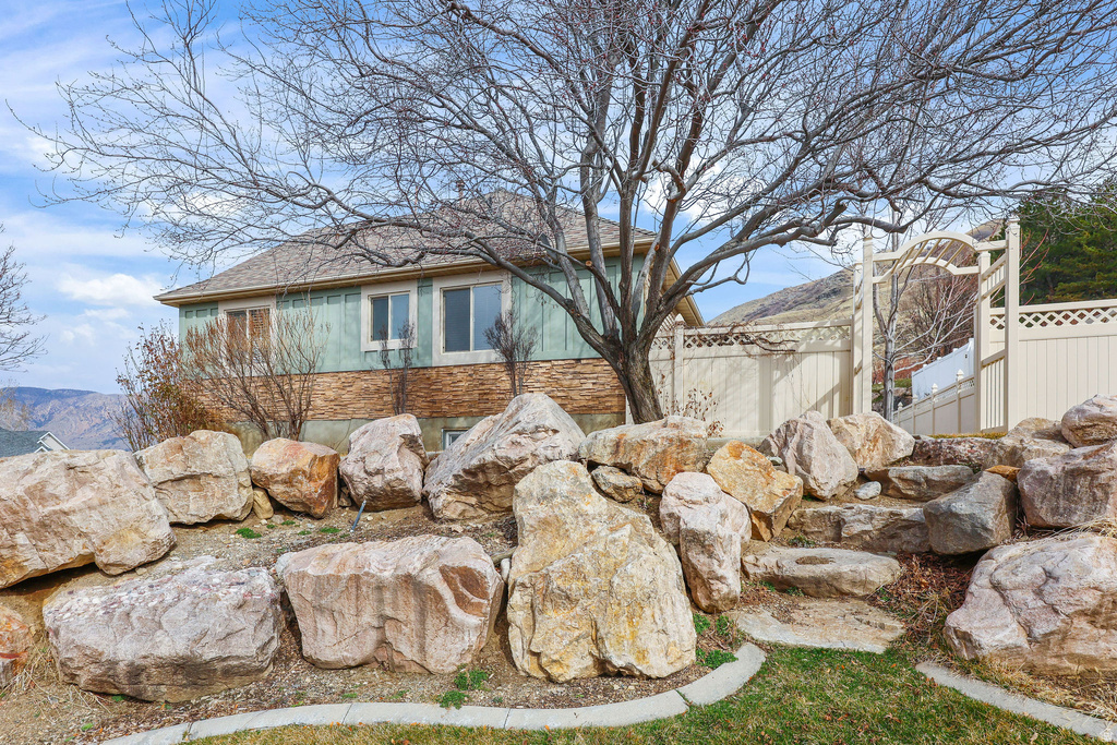 305 W 2300 S Perry, UT 84302