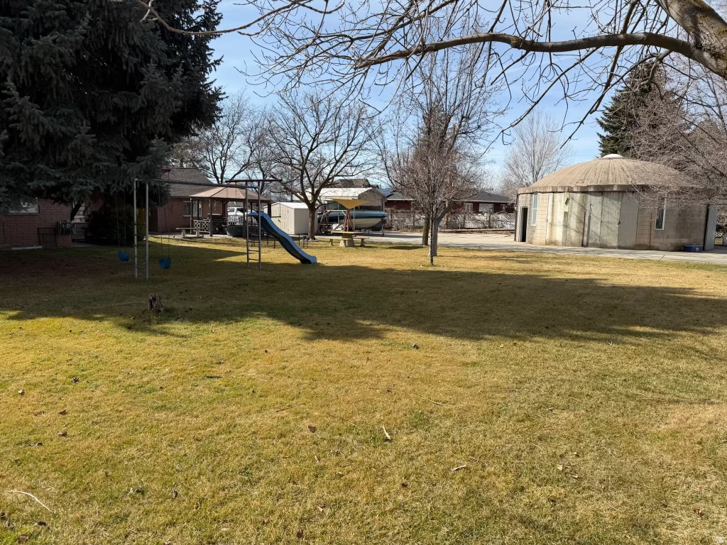 415 E MAPLE ST Mapleton, UT 84664