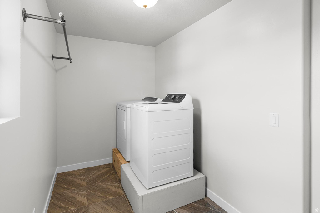 33 E DELGADA LN Stansbury Park, UT 84074