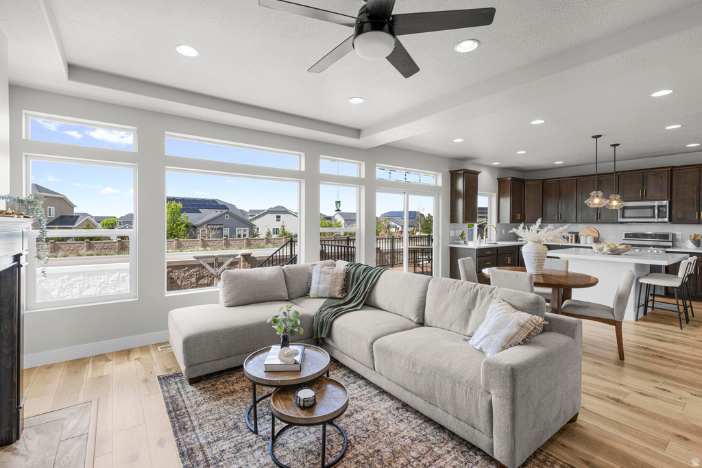 33 E DELGADA LN Stansbury Park, UT 84074