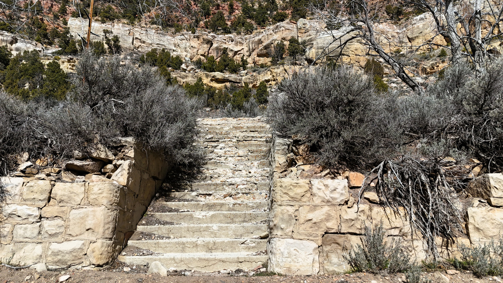 7500 SPRING CANYON RD Helper, UT 84526