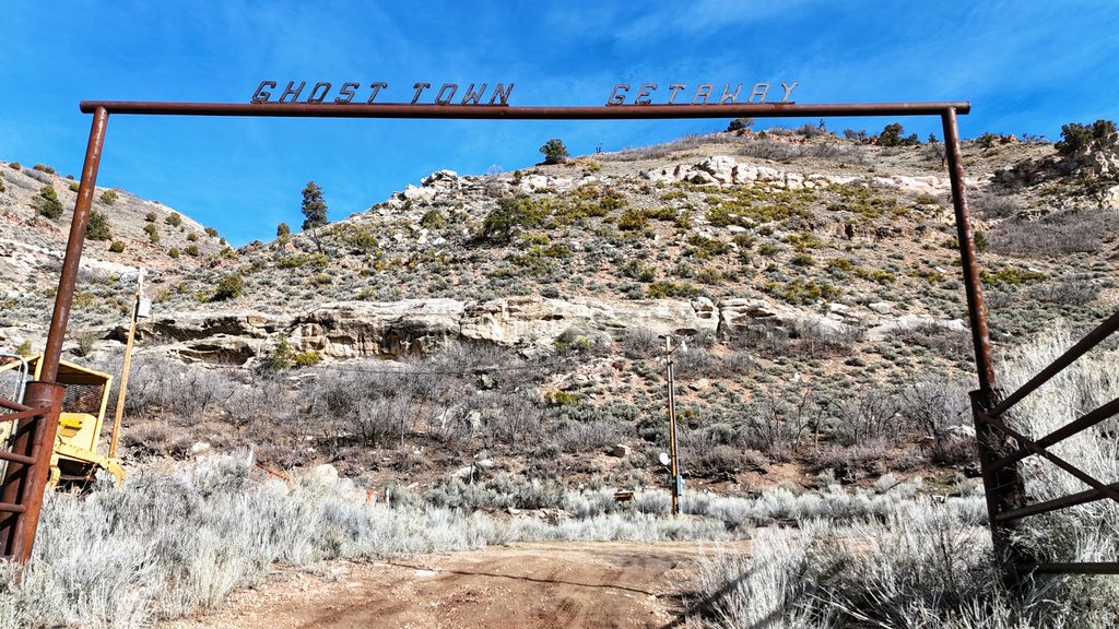 7500 SPRING CANYON RD Helper, UT 84526