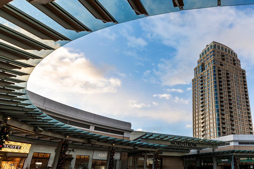 99 W SOUTH TEMPLE #1502 Salt Lake City, UT 84101