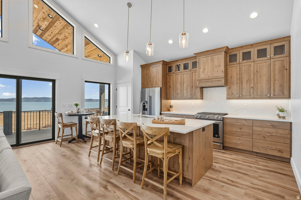 776 W SNOWBERRY CT Garden City, UT 84028