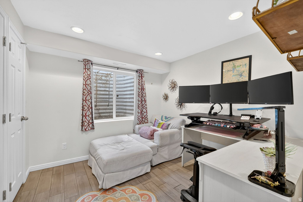 1728 DALLAS ST Syracuse, UT 84075