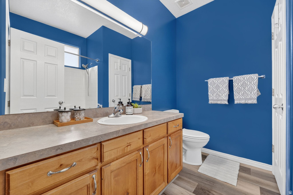 1728 DALLAS ST Syracuse, UT 84075